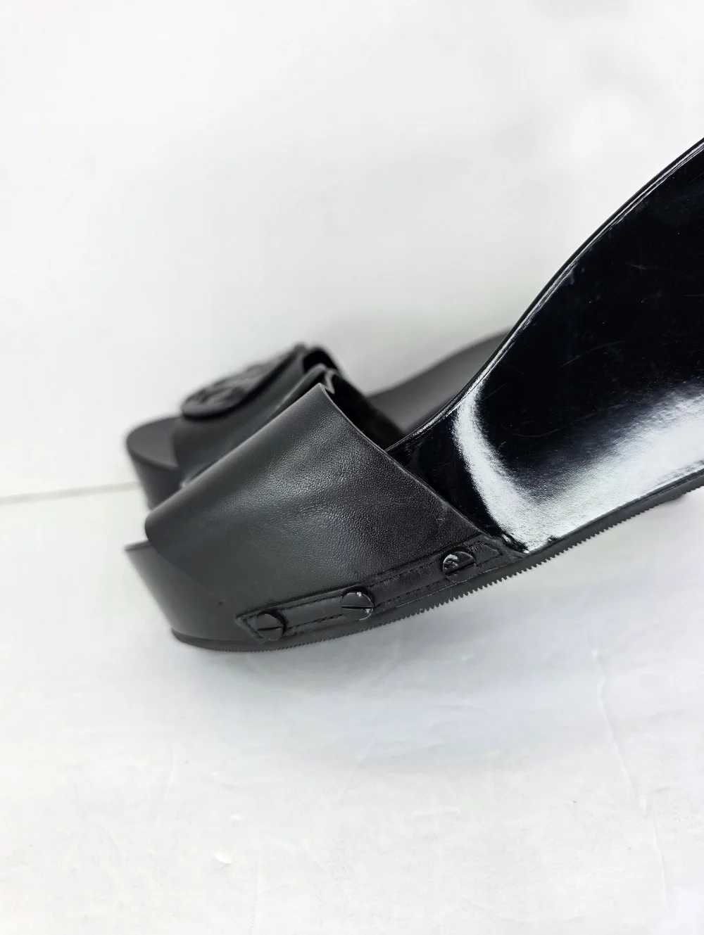 Tory Burch Patti Black Patent Slides Platform Wedge Heels Leather Sandals 9.5M